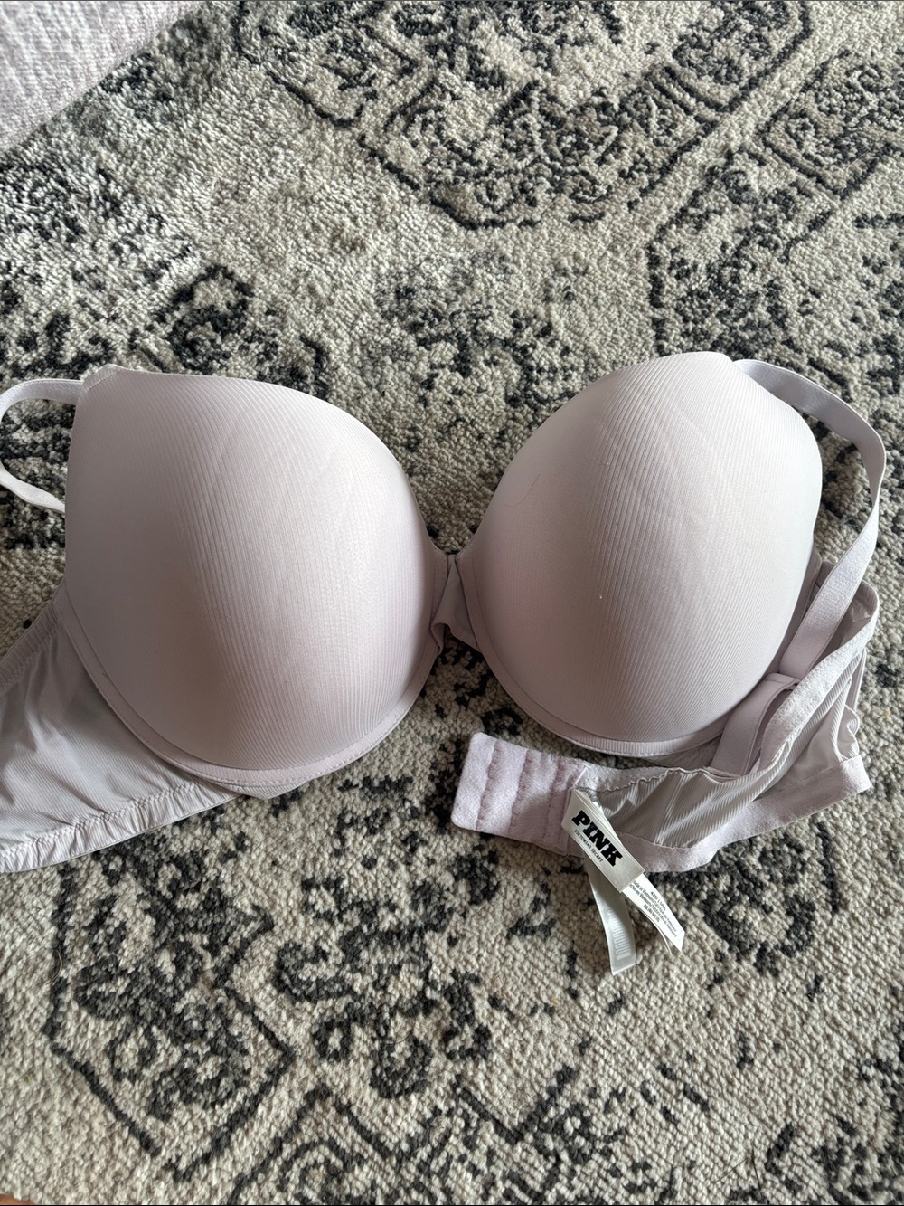 PINK Victoria's Secret Light pink  Seamless Molded T-Shirt Bra 42D
